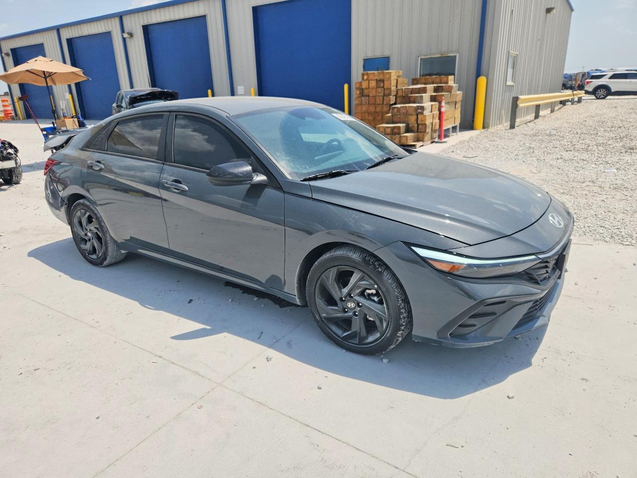 2026 Hyundai Elantra Sel Sport - zdjęcie 4