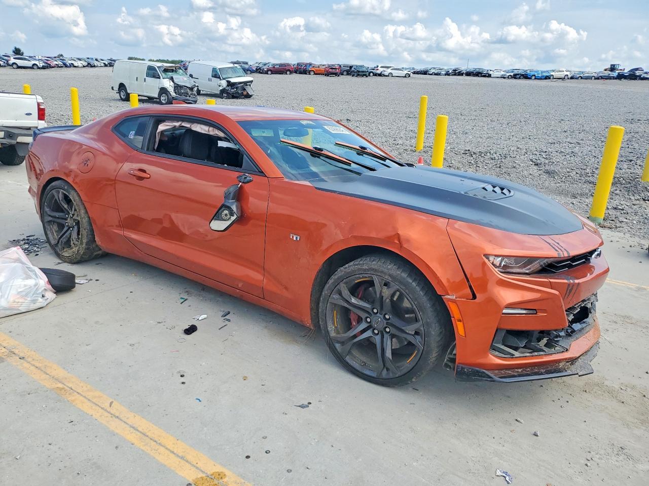 2023 Chevrolet Camaro Lt1 - zdjęcie 4