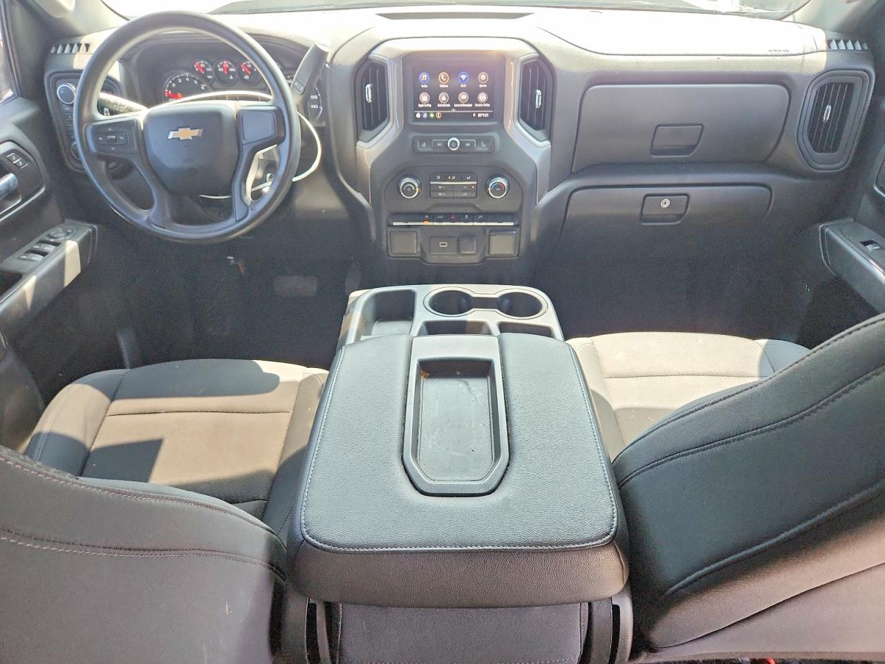 2020 Chevrolet Silverado K1500 Custom - zdjęcie 8