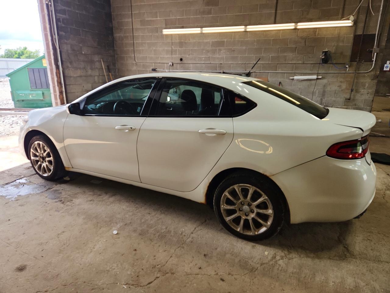 2013 Dodge Dart Sxt - zdjęcie 2