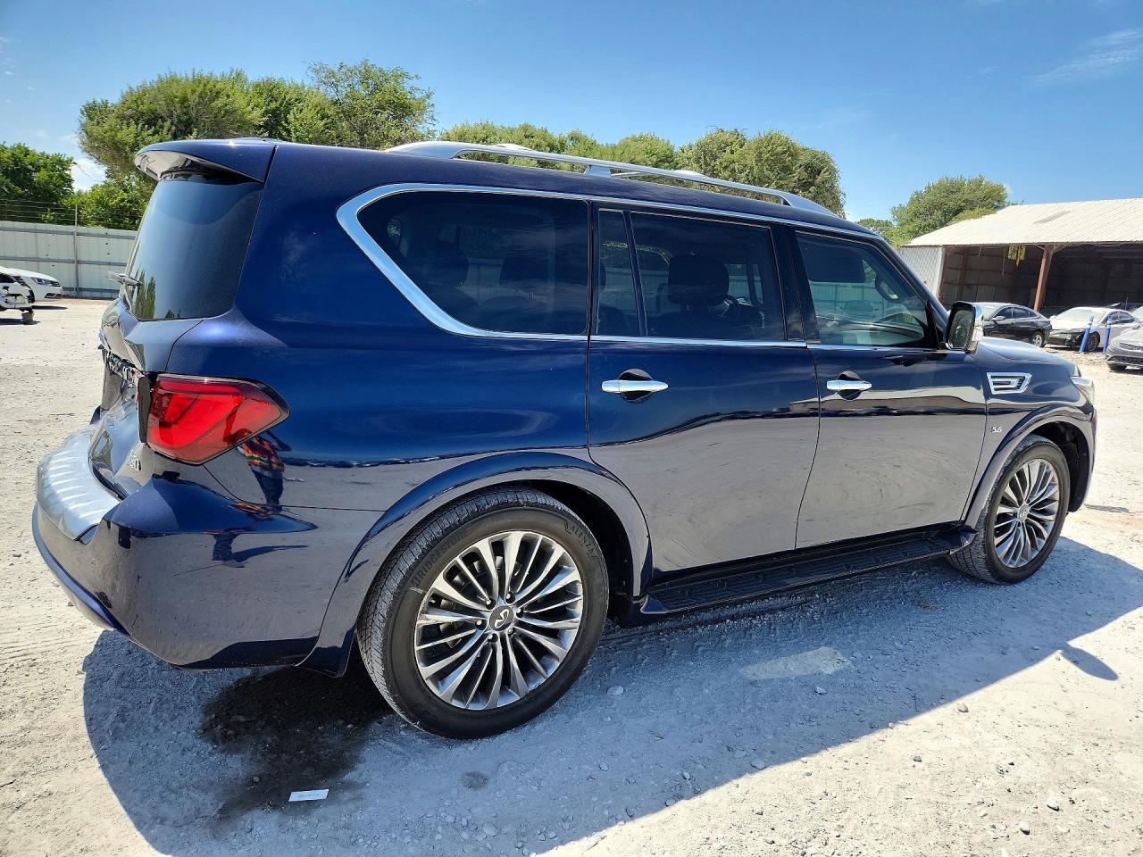 2019 Infiniti Qx80 Luxe - zdjęcie 3