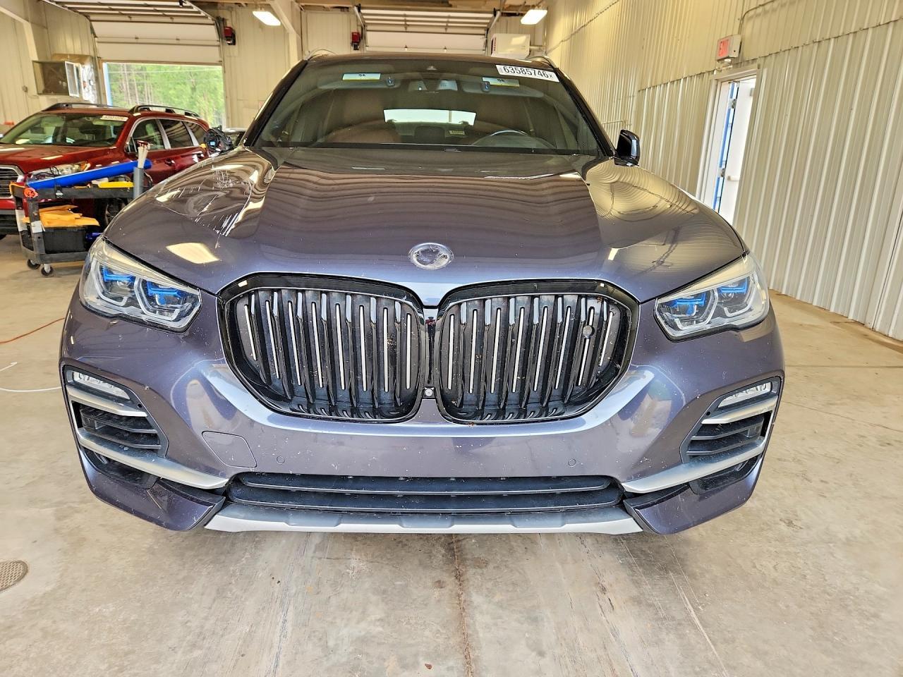 2019 BMW X5 xDrive50I - zdjęcie 5