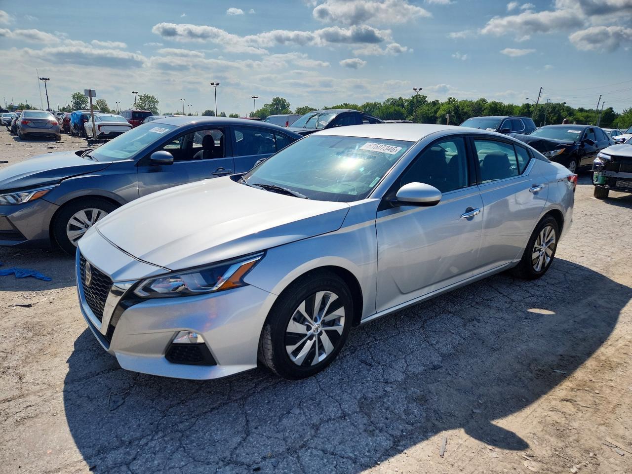 2020 Nissan Altima S - zdjęcie główne