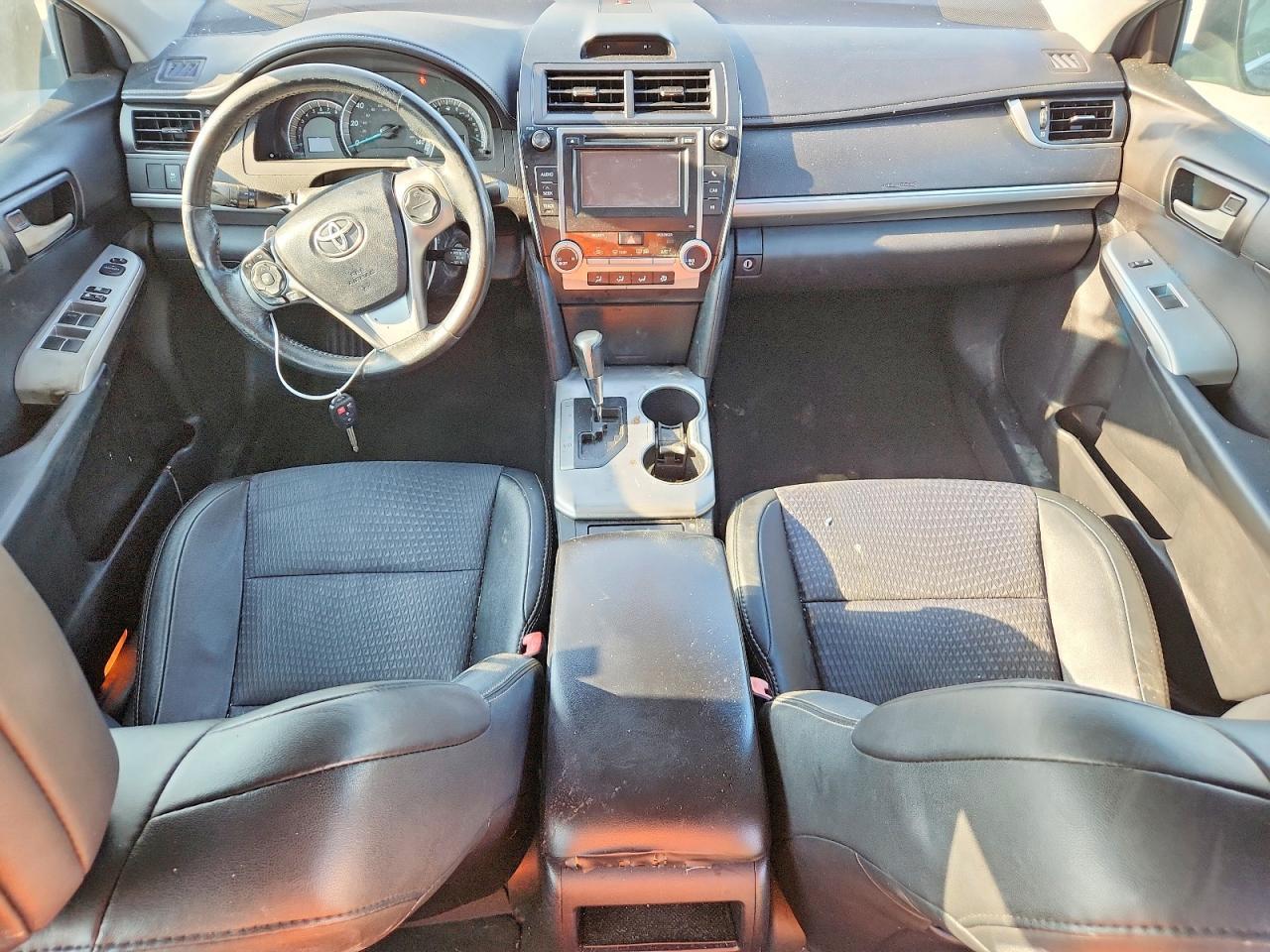2013 Toyota Camry Se - zdjęcie 8