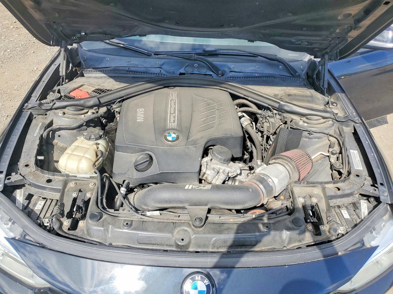 2013 BMW 335 Xi - zdjęcie 11