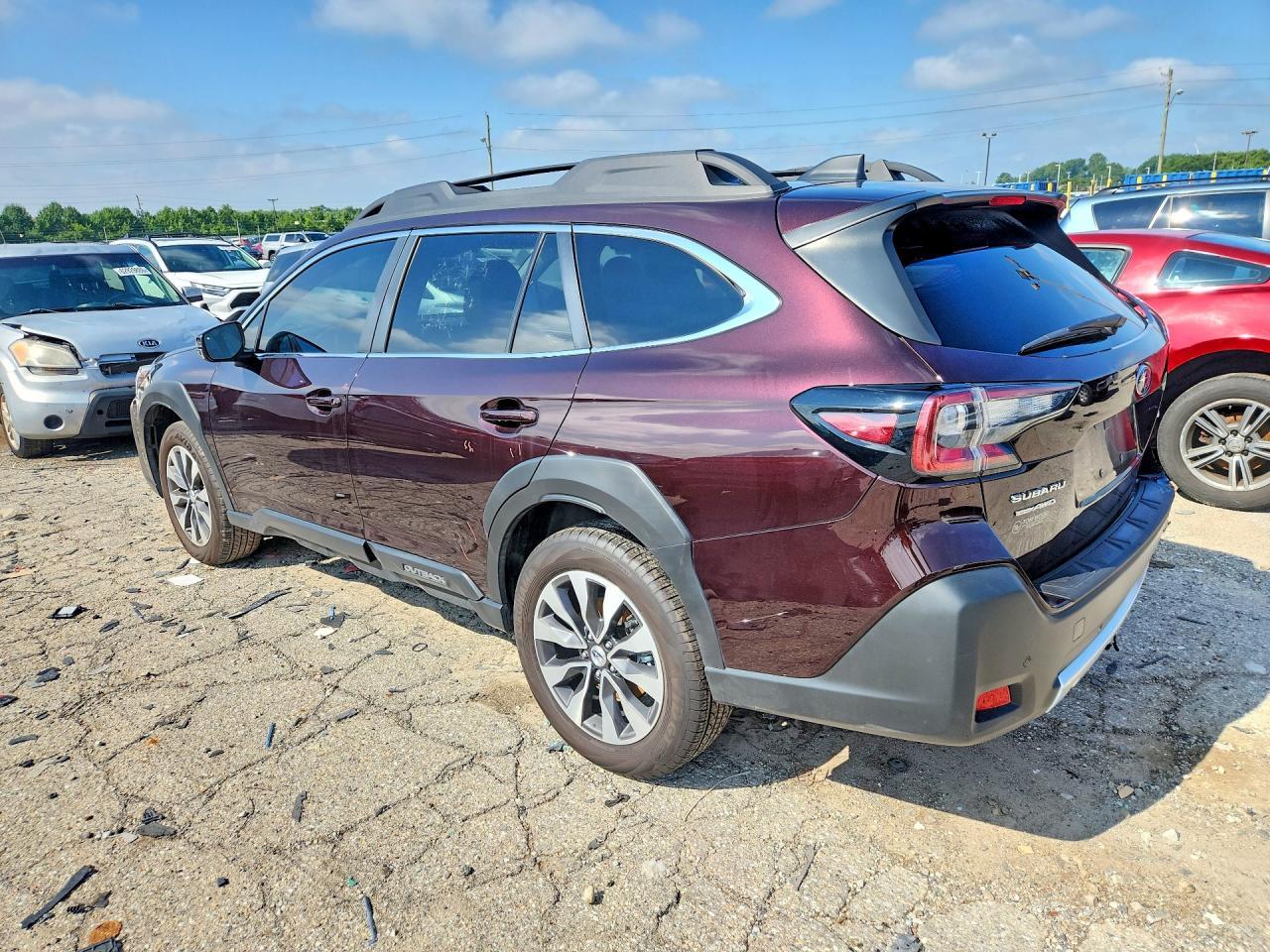 2025 Subaru Outback Limited Xt - zdjęcie 2