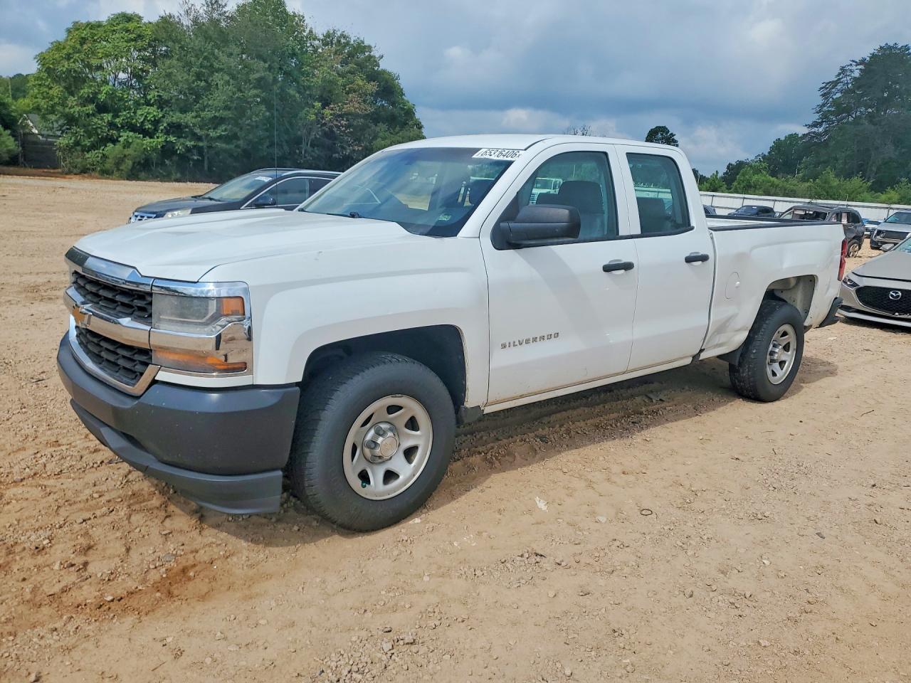 2016 Chevrolet Silverado C1500 - zdjęcie główne