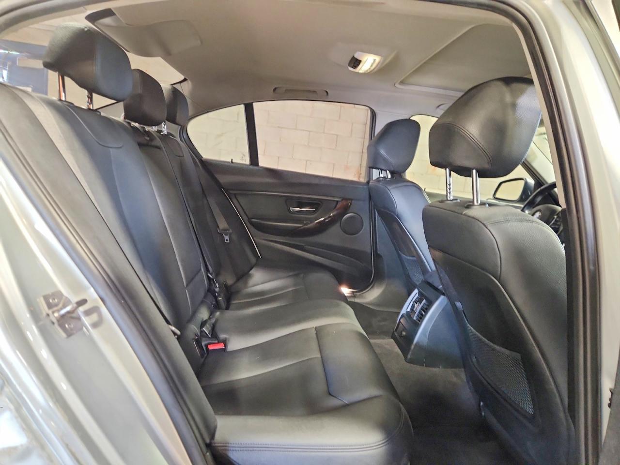 2015 BMW 328 Xi Sulev - zdjęcie 10