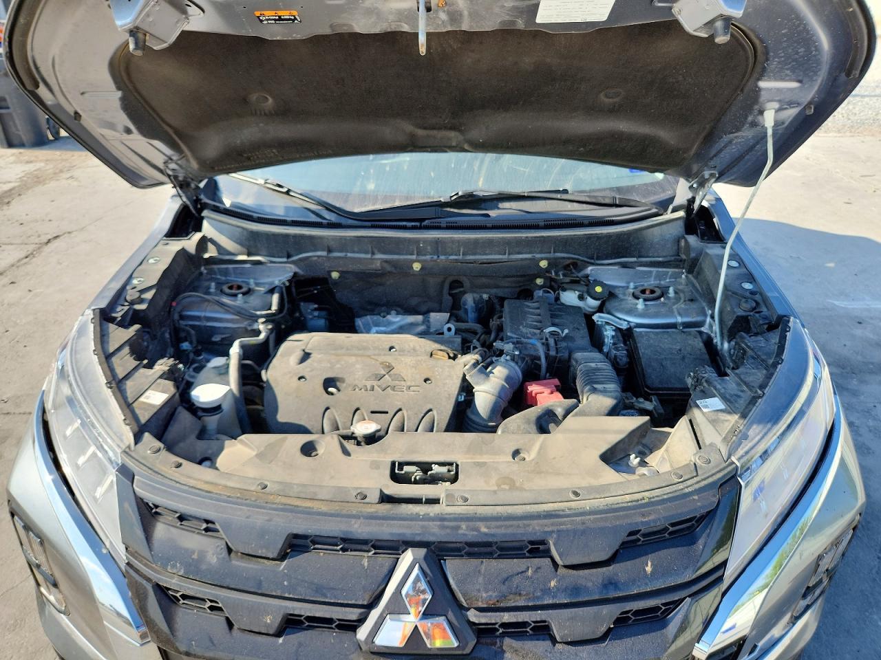 2024 Mitsubishi Outlander Sport S/Se - zdjęcie 11