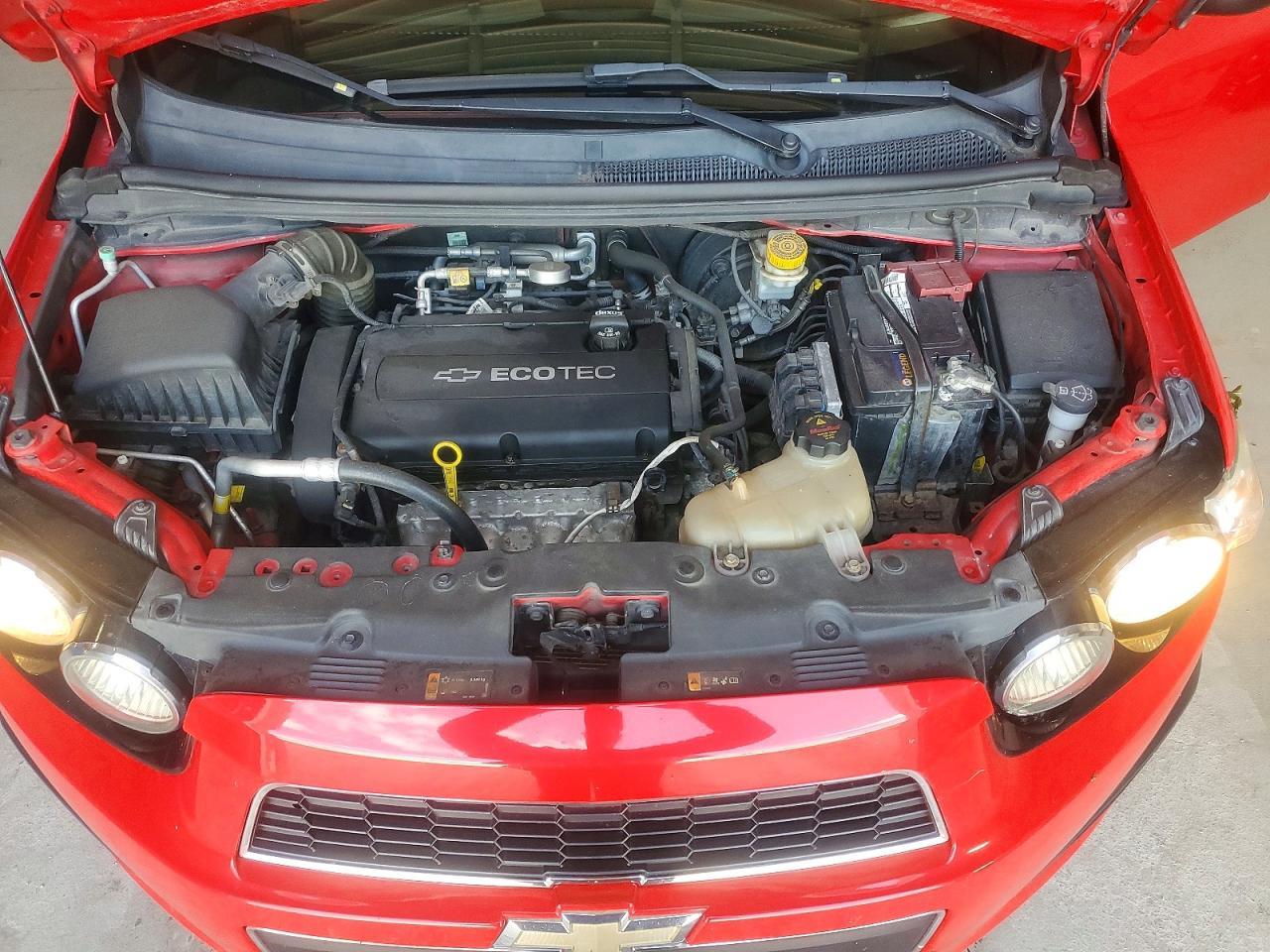 2016 Chevrolet Sonic Ls - zdjęcie 11