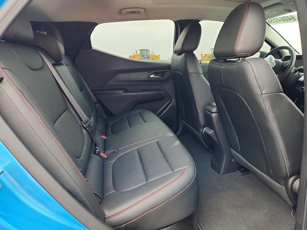 2027 Chevrolet Bolt Rs - zdjęcie 11