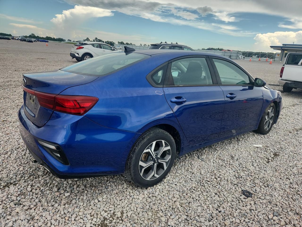 2019 Kia Forte Lxs - zdjęcie 3