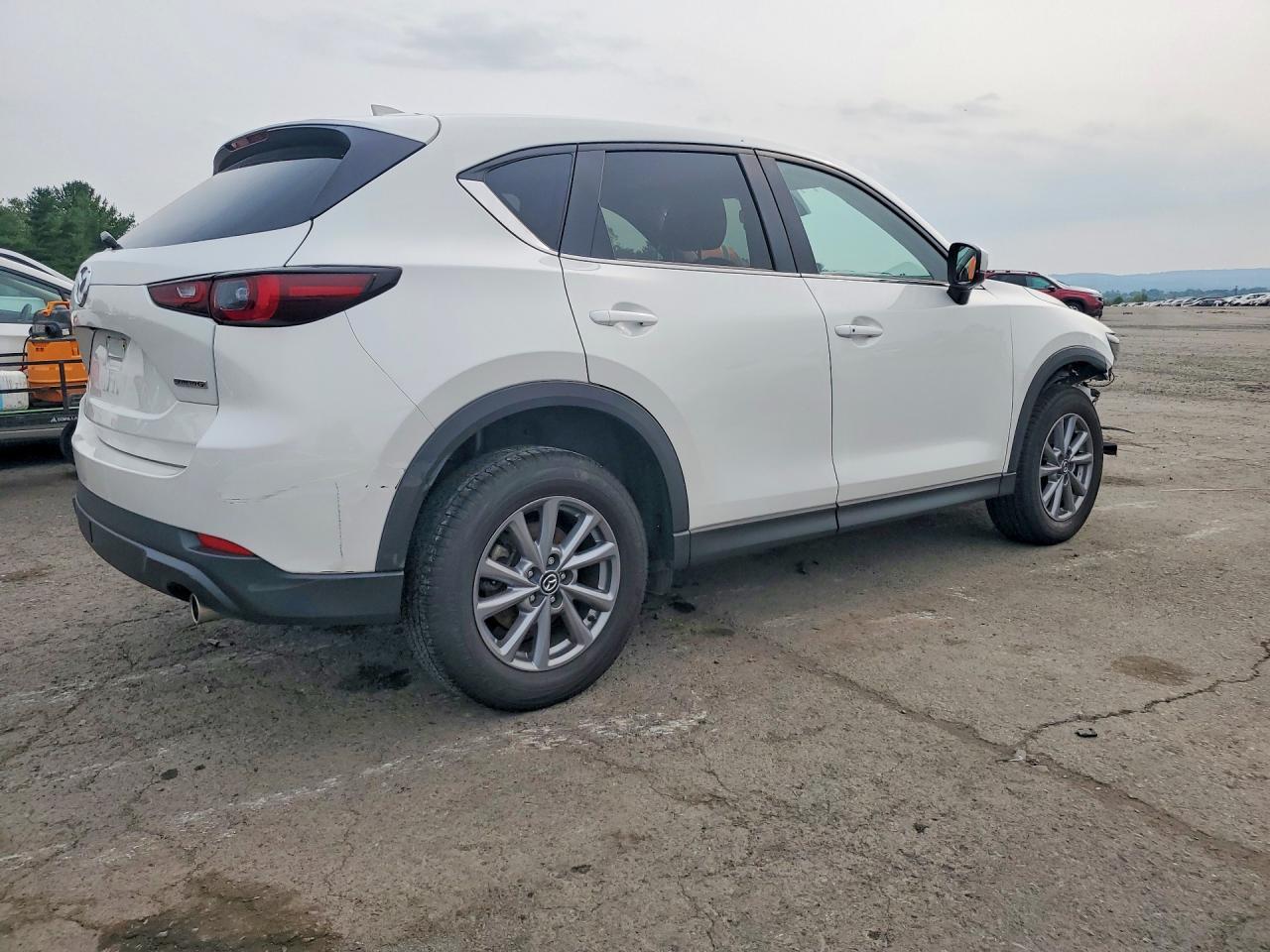 2023 Mazda Cx-5 Select - zdjęcie 3