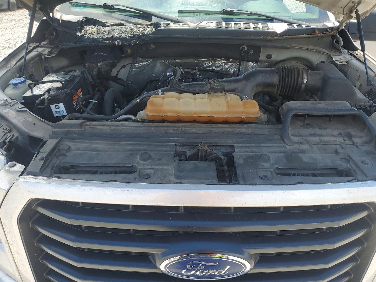 2016 Ford F150 Super Cab - zdjęcie 11