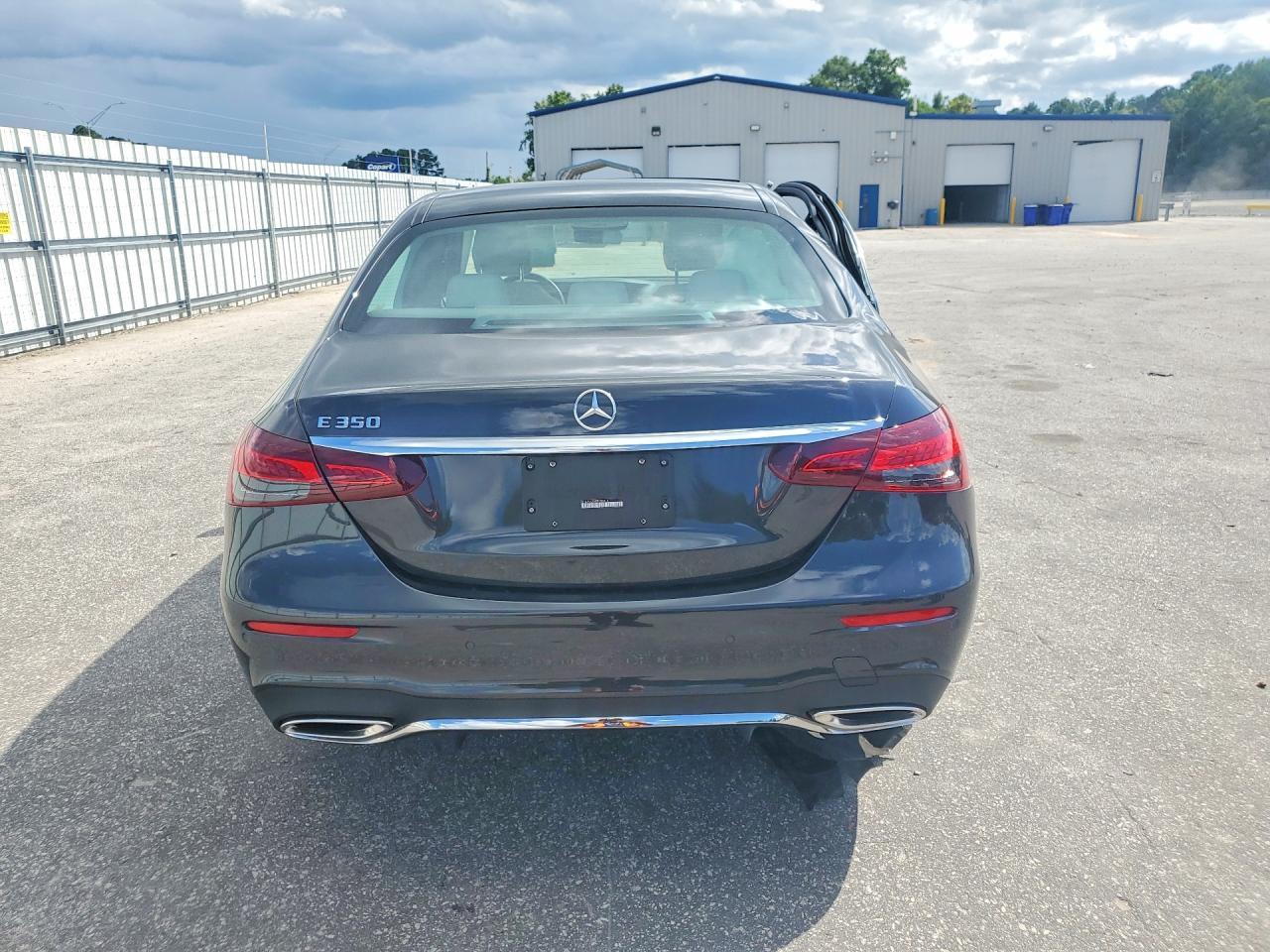 2023 Mercedes-Benz E 350 - zdjęcie 6