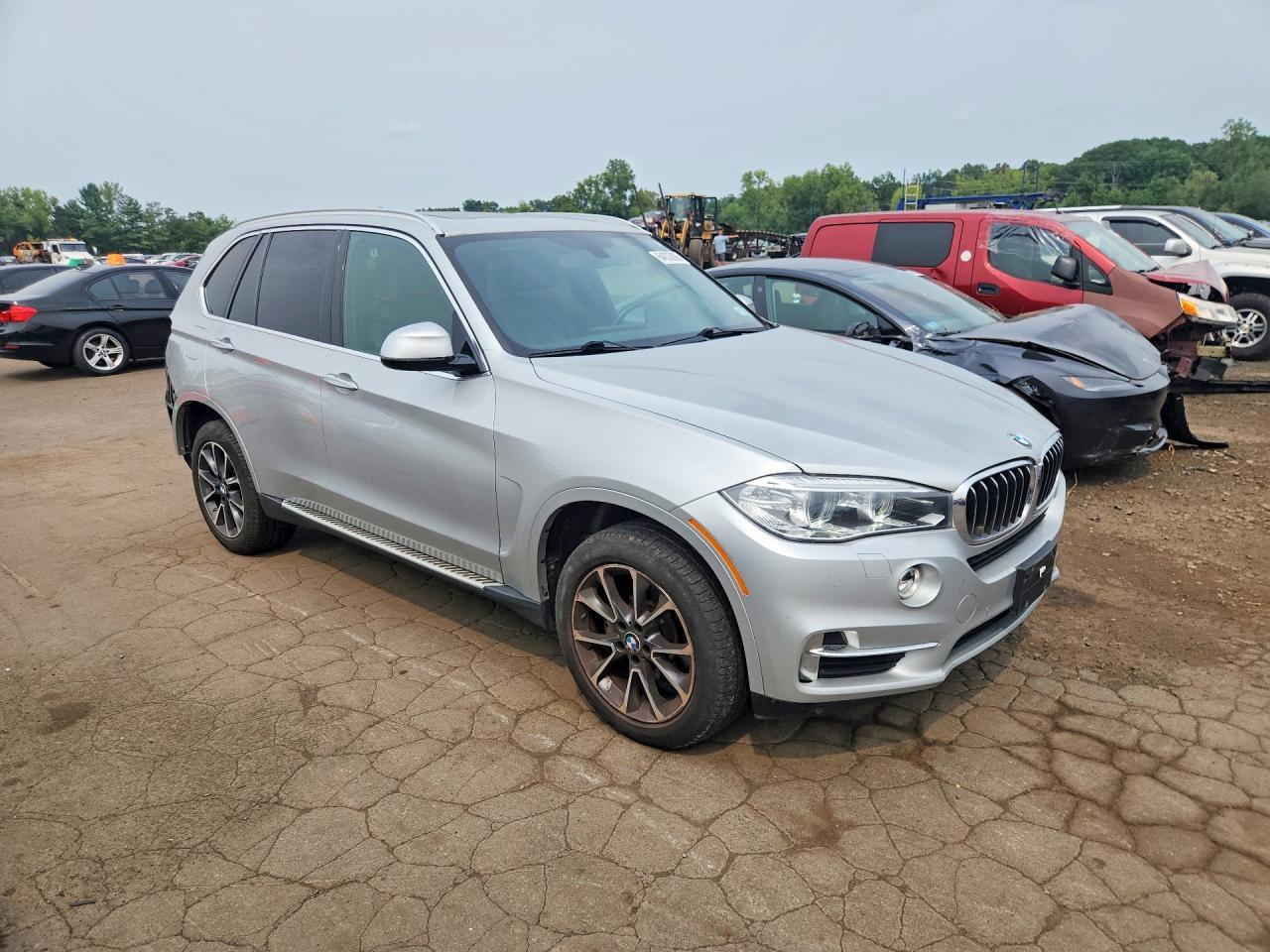 2017 BMW X5 xDrive35I - zdjęcie 4