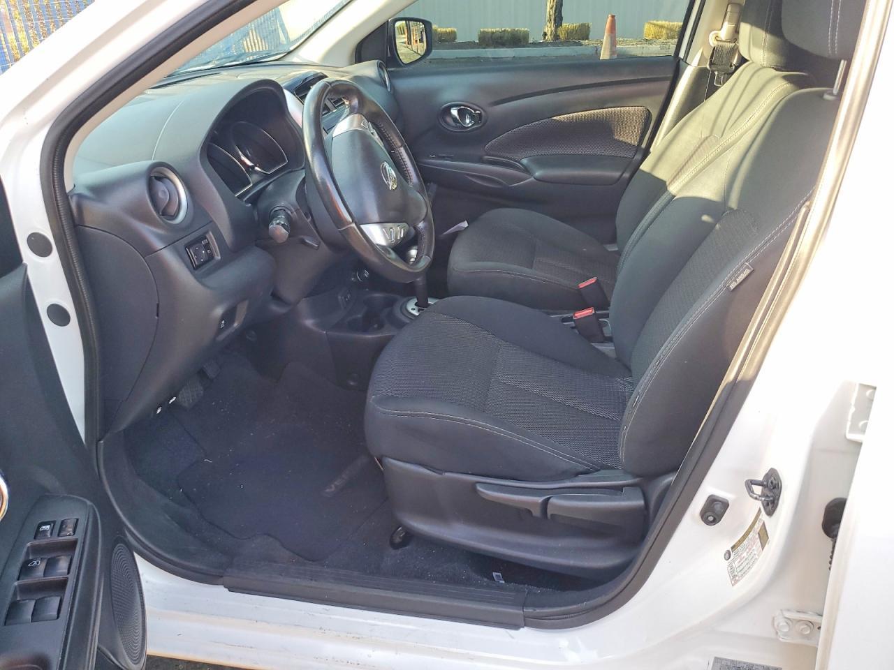 2017 Nissan Versa 1.6 S - zdjęcie 7