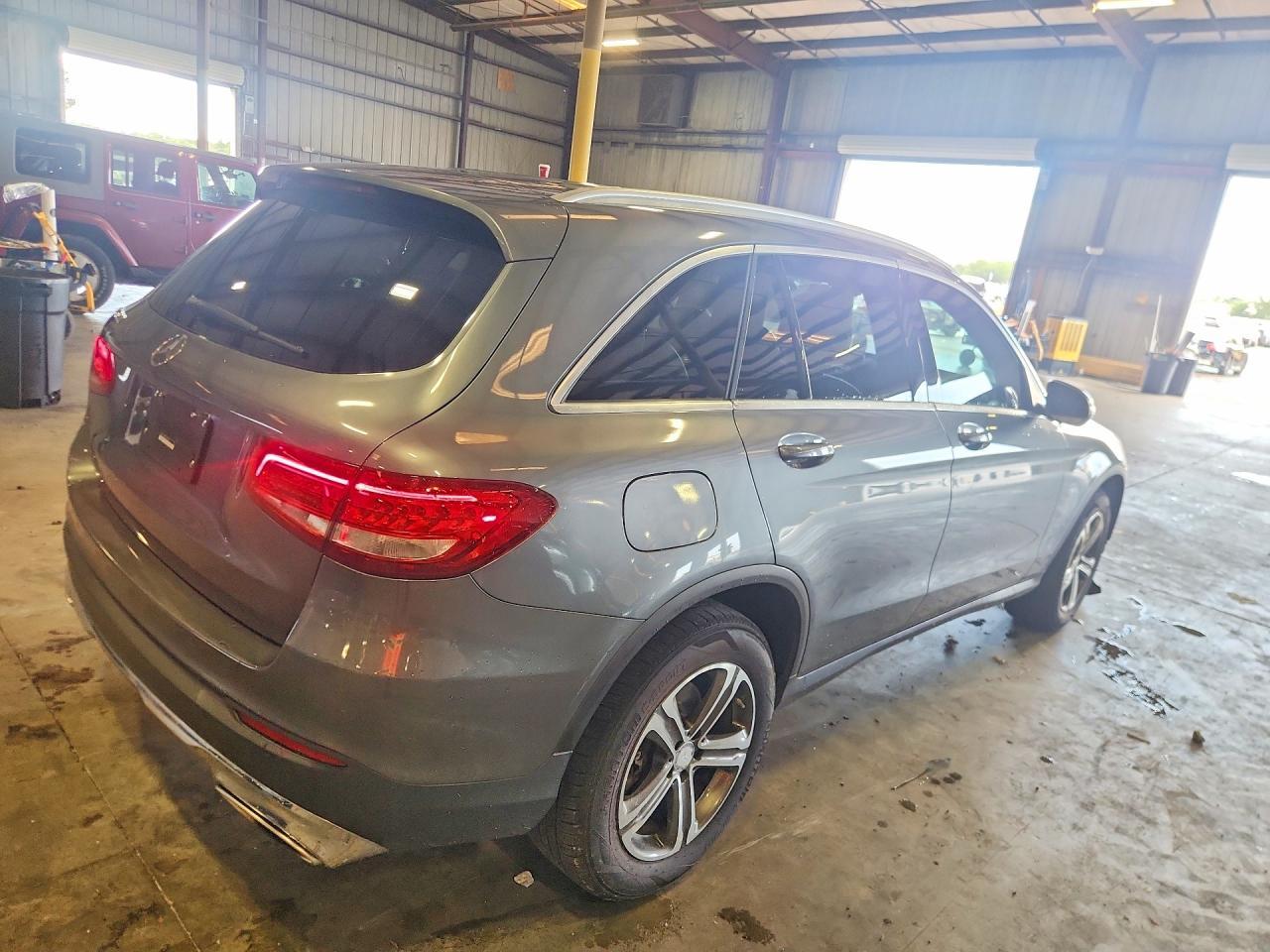 2016 Mercedes-Benz Glc 300 - zdjęcie 3