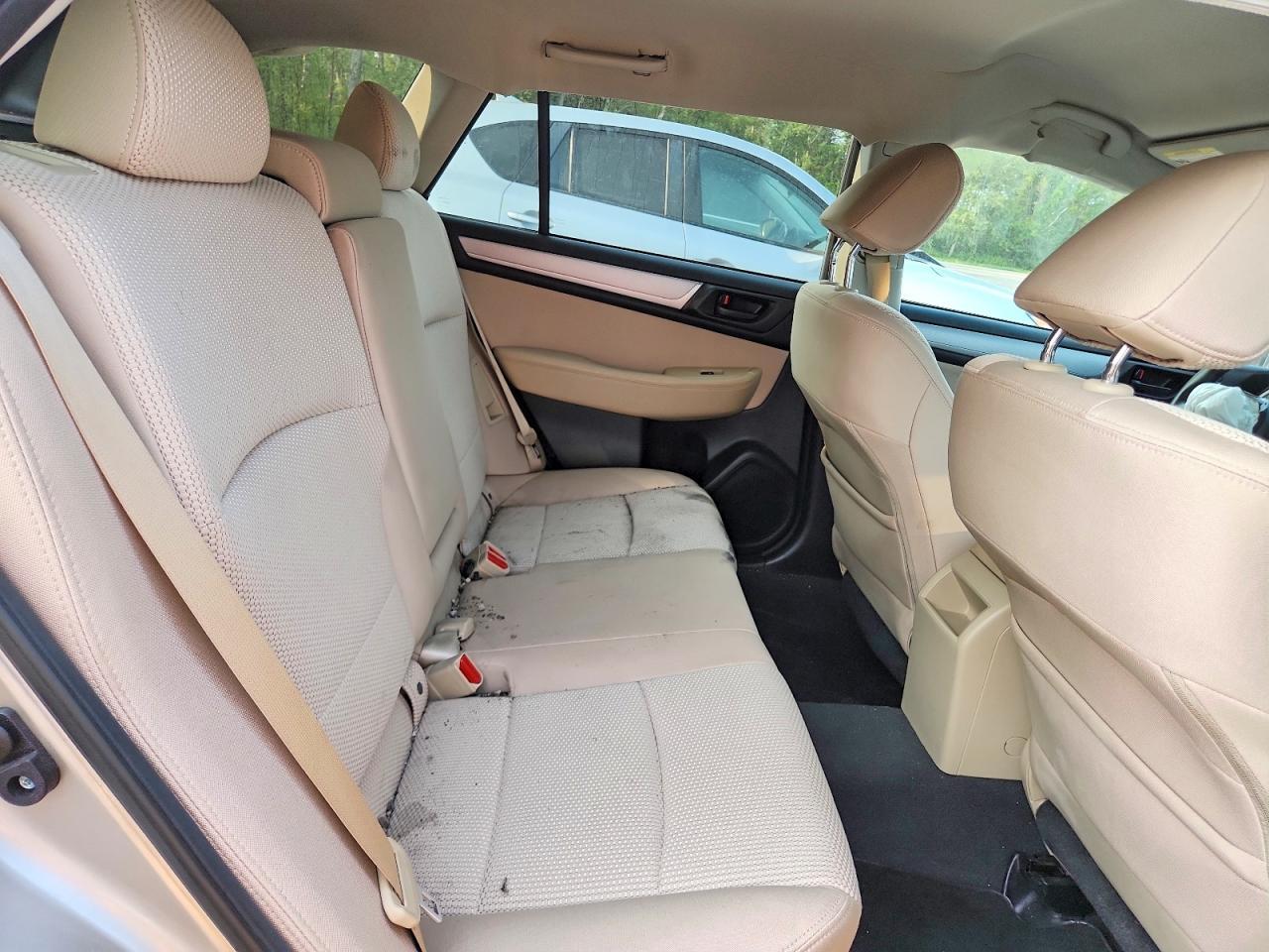 2015 Subaru Outback 2.5I - zdjęcie 11