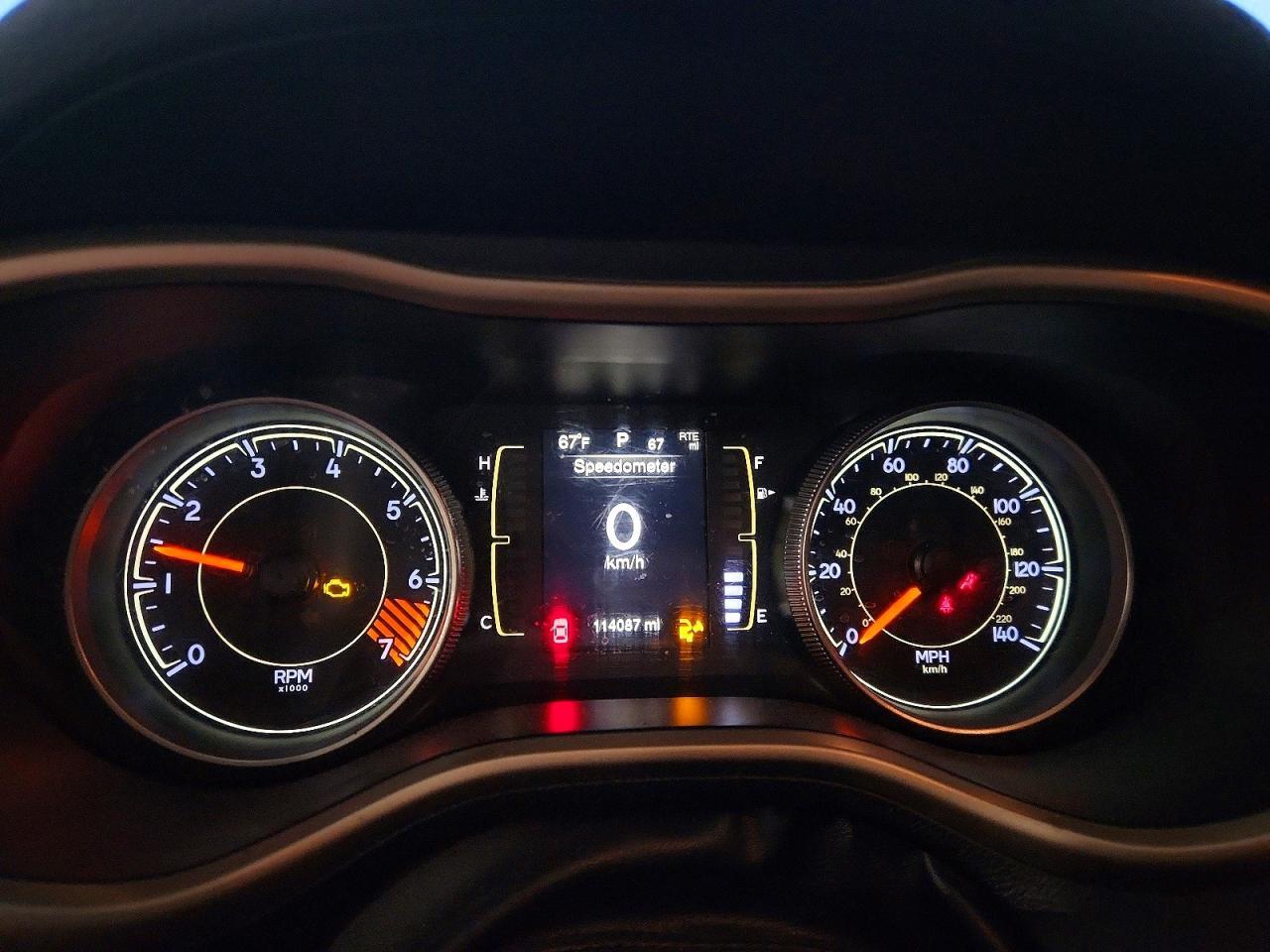 2015 Jeep Cherokee Latitude - zdjęcie 9