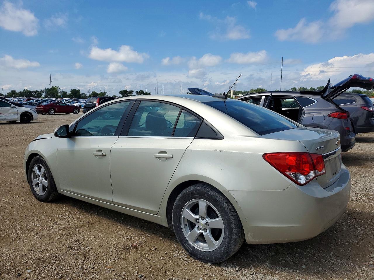 2015 Chevrolet Cruze Lt - zdjęcie 2