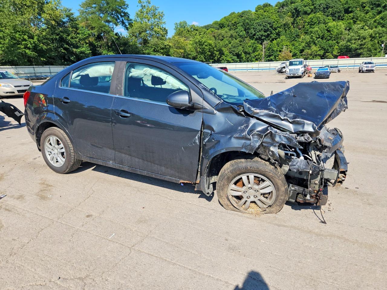2015 Chevrolet Sonic Lt - zdjęcie 4