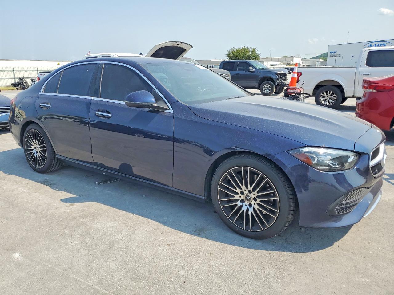 2023 Mercedes-Benz C 300 4Matic - zdjęcie 4