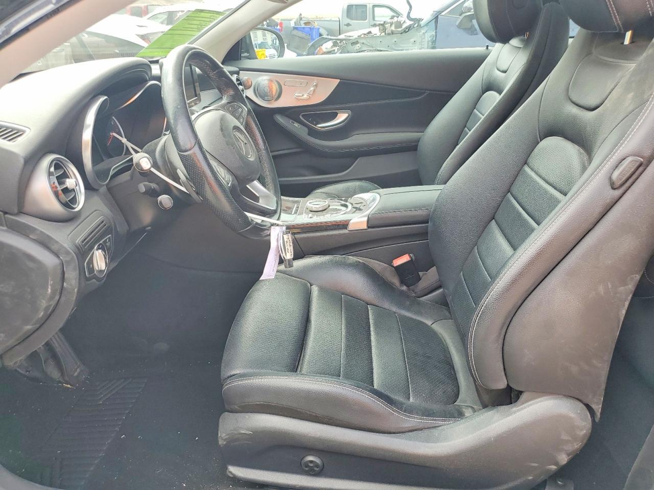 2017 Mercedes-Benz C 300 - zdjęcie 7