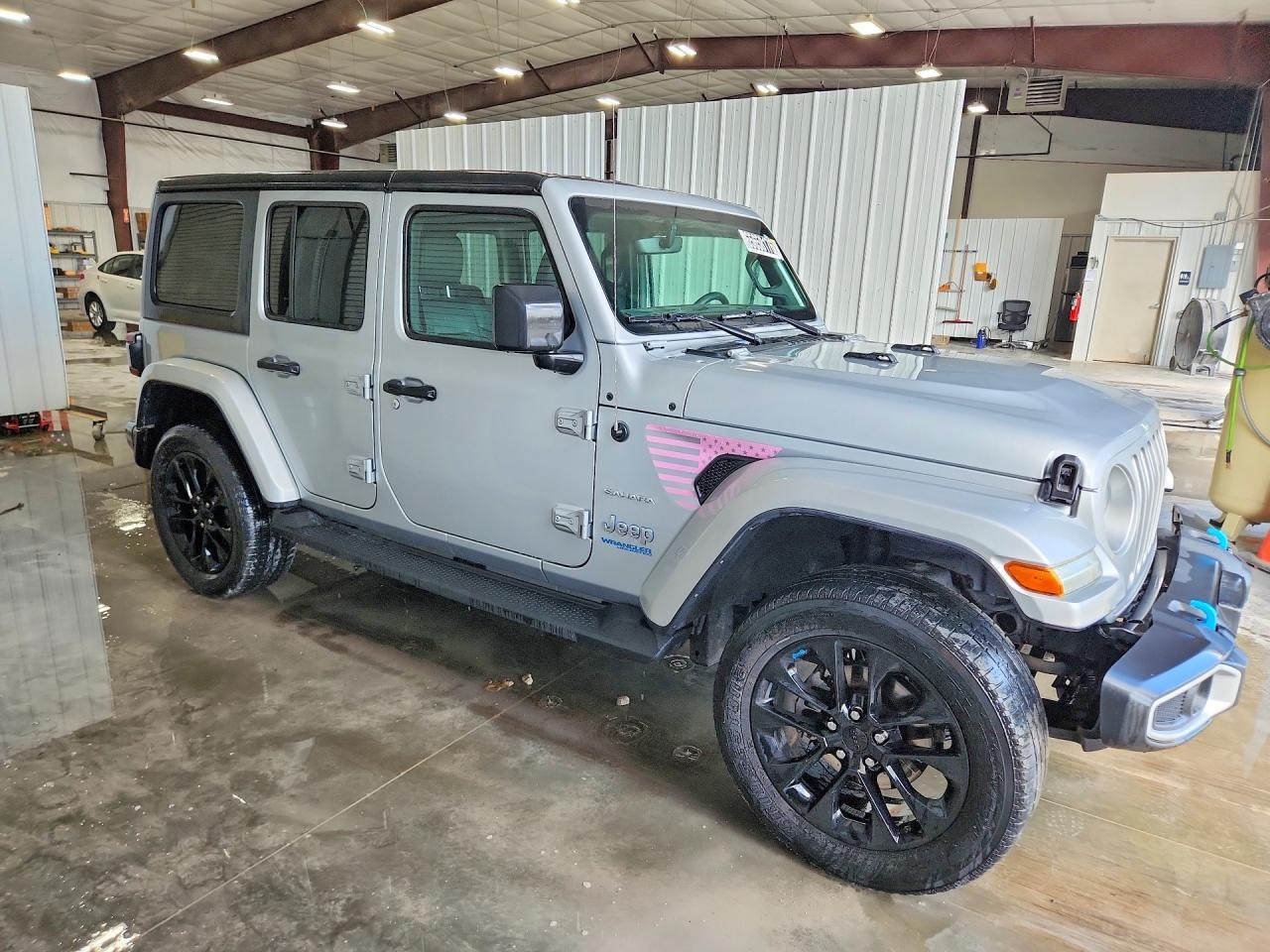 2022 Jeep Wrangler Unlimited Sahara 4Xe - zdjęcie 4