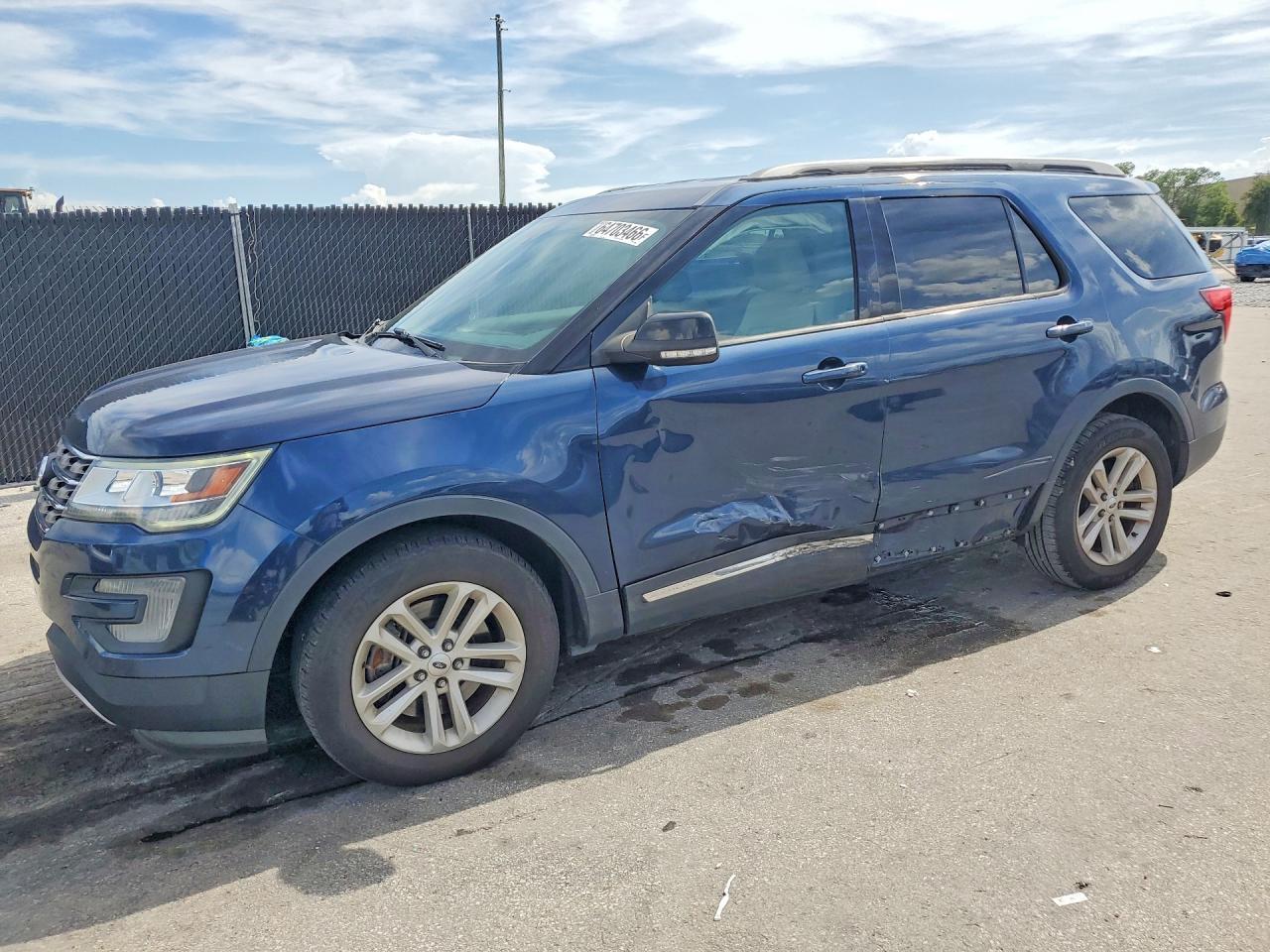 2017 Ford Explorer Xlt - zdjęcie główne