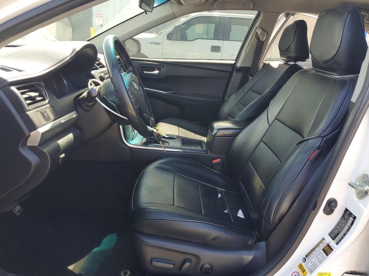2017 Toyota Camry Se - zdjęcie 7