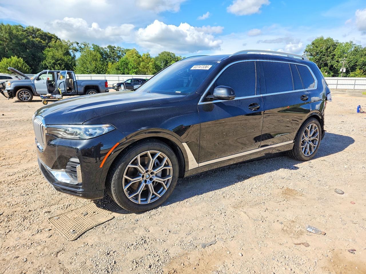 2019 BMW X7 xDrive40I - zdjęcie główne