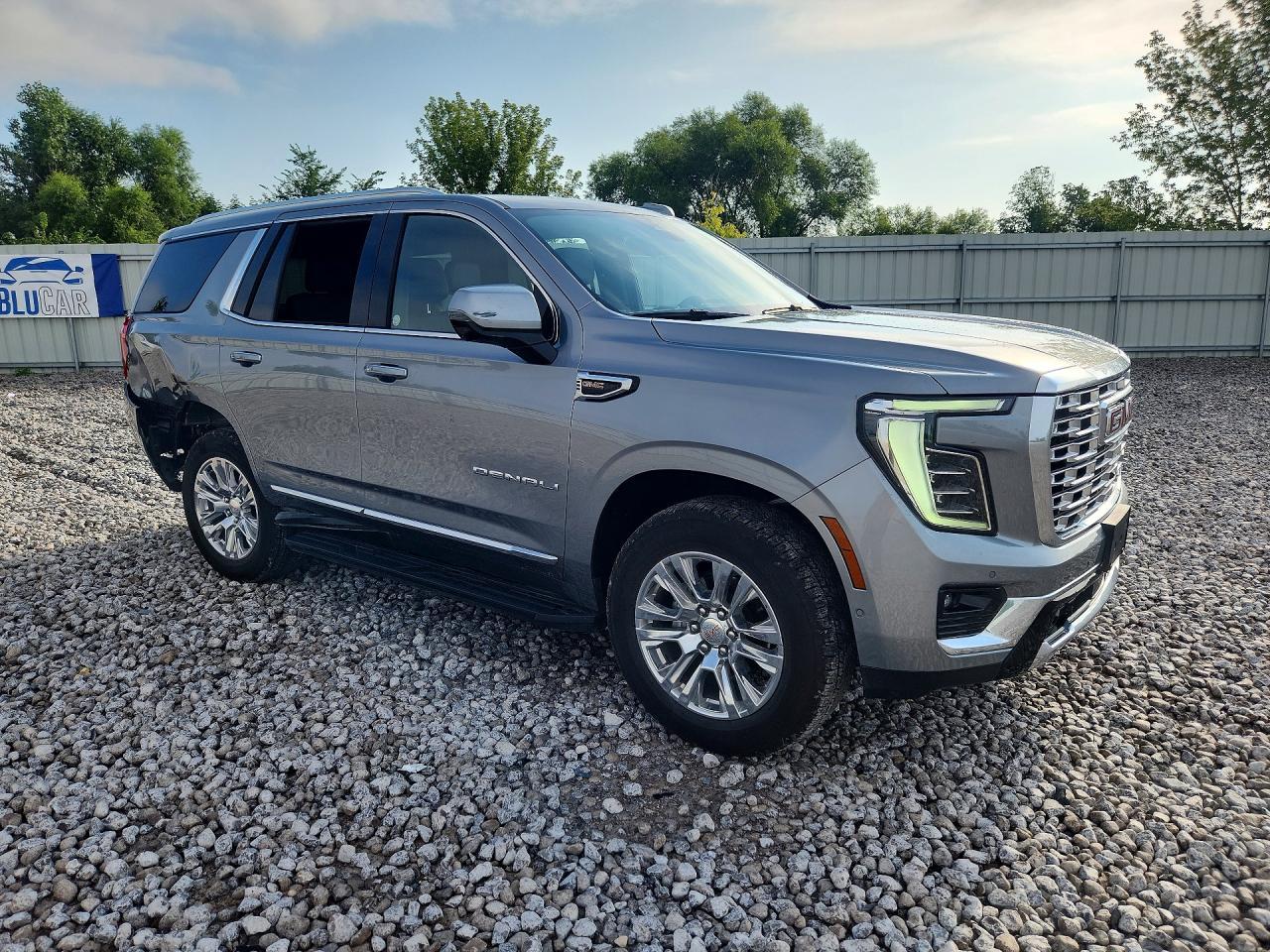 2026 GMC Yukon Denali - zdjęcie 4