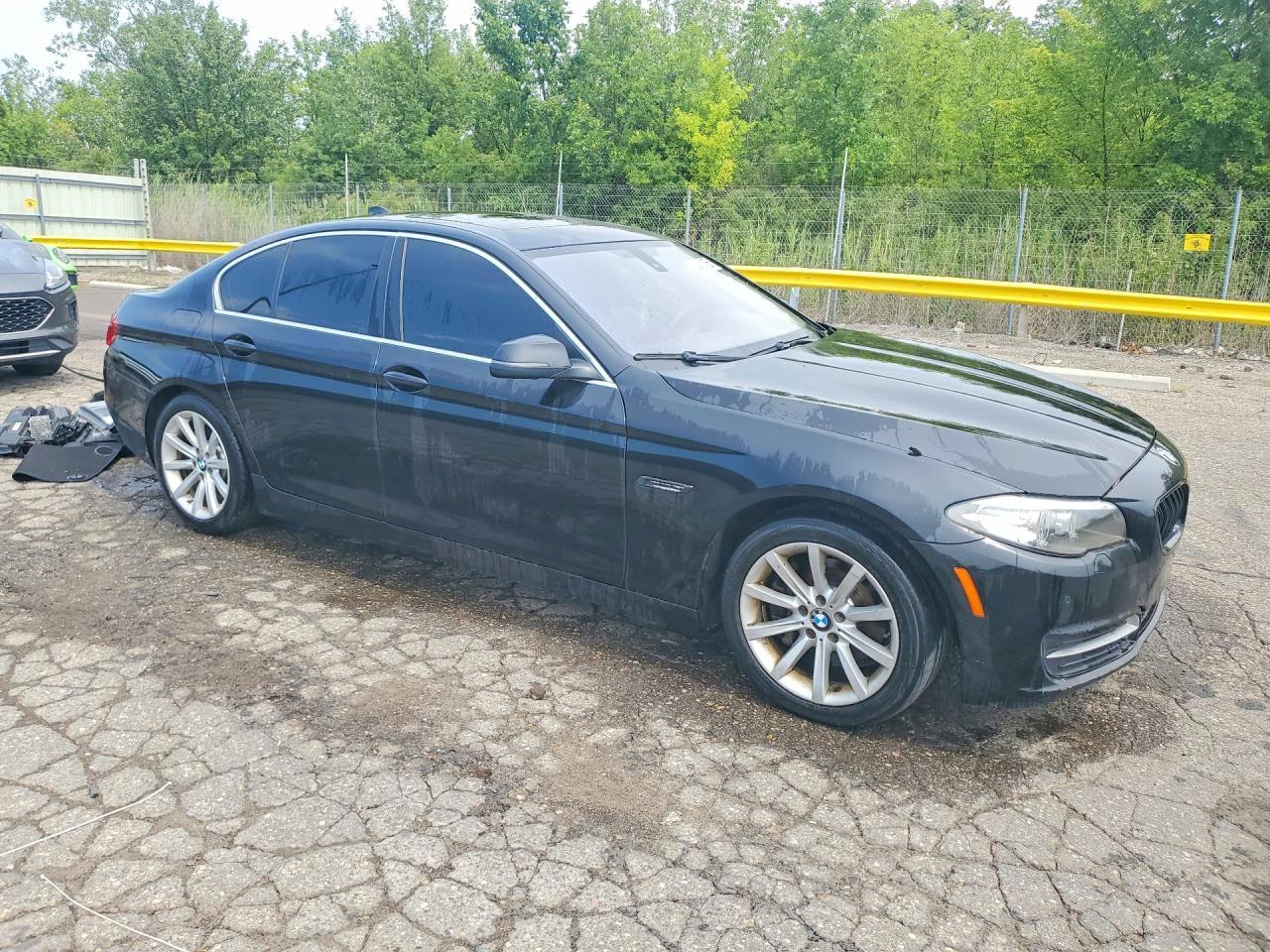 2014 BMW Seria 5 535i - zdjęcie 4