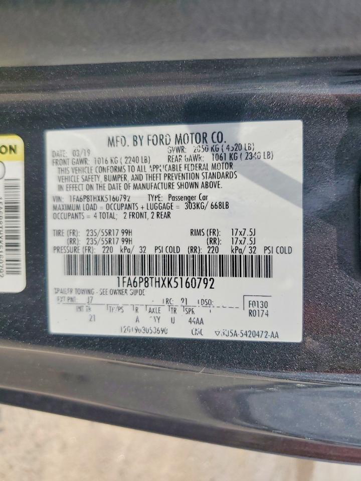 2019 Ford Mustang - zdjęcie 12