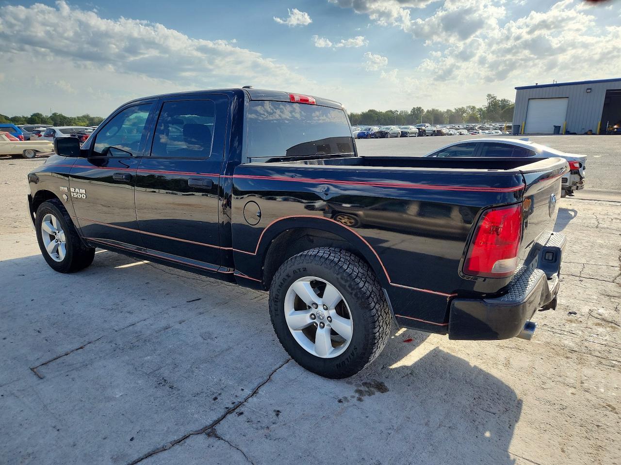 2014 Ram 1500 St - zdjęcie 2