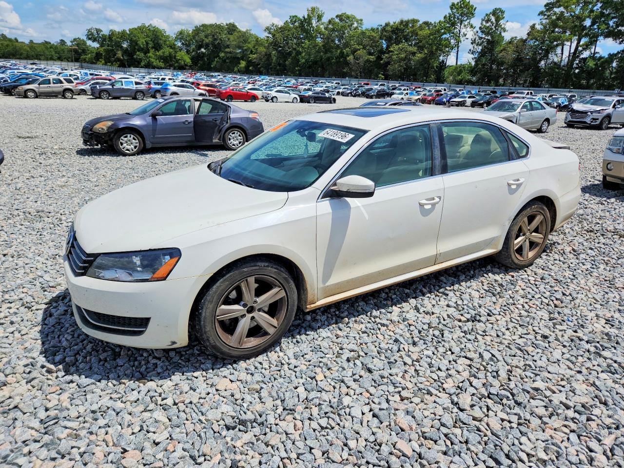 2013 Volkswagen Passat Se - zdjęcie główne