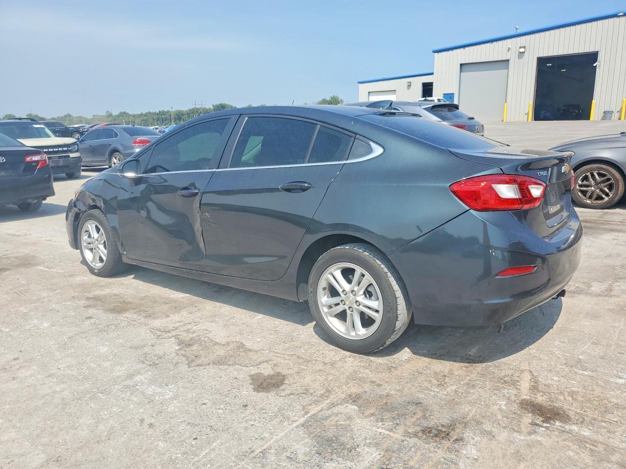 2018 Chevrolet Cruze Lt - zdjęcie 2