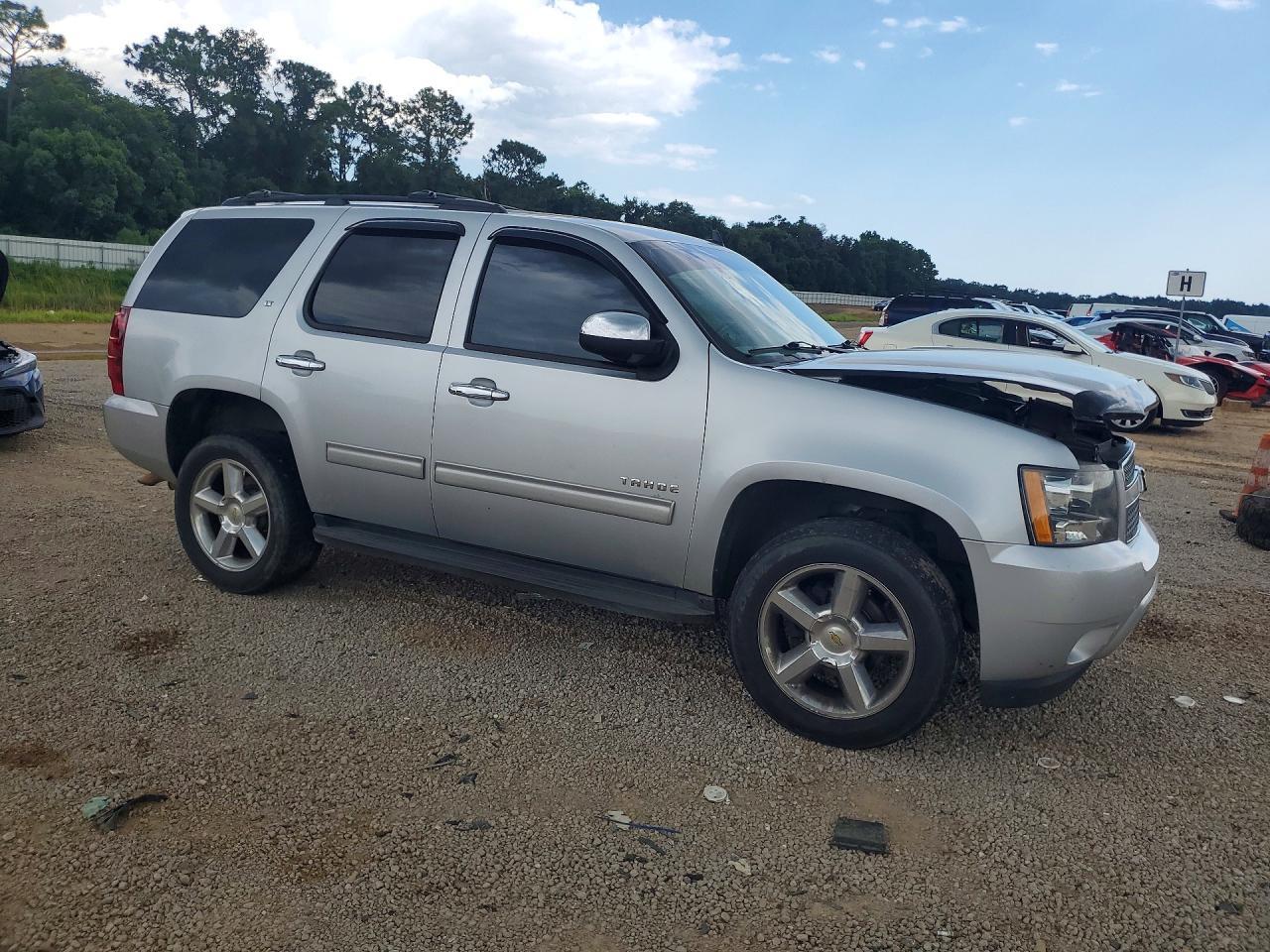 2013 Chevrolet Tahoe C1500 Lt - zdjęcie 4