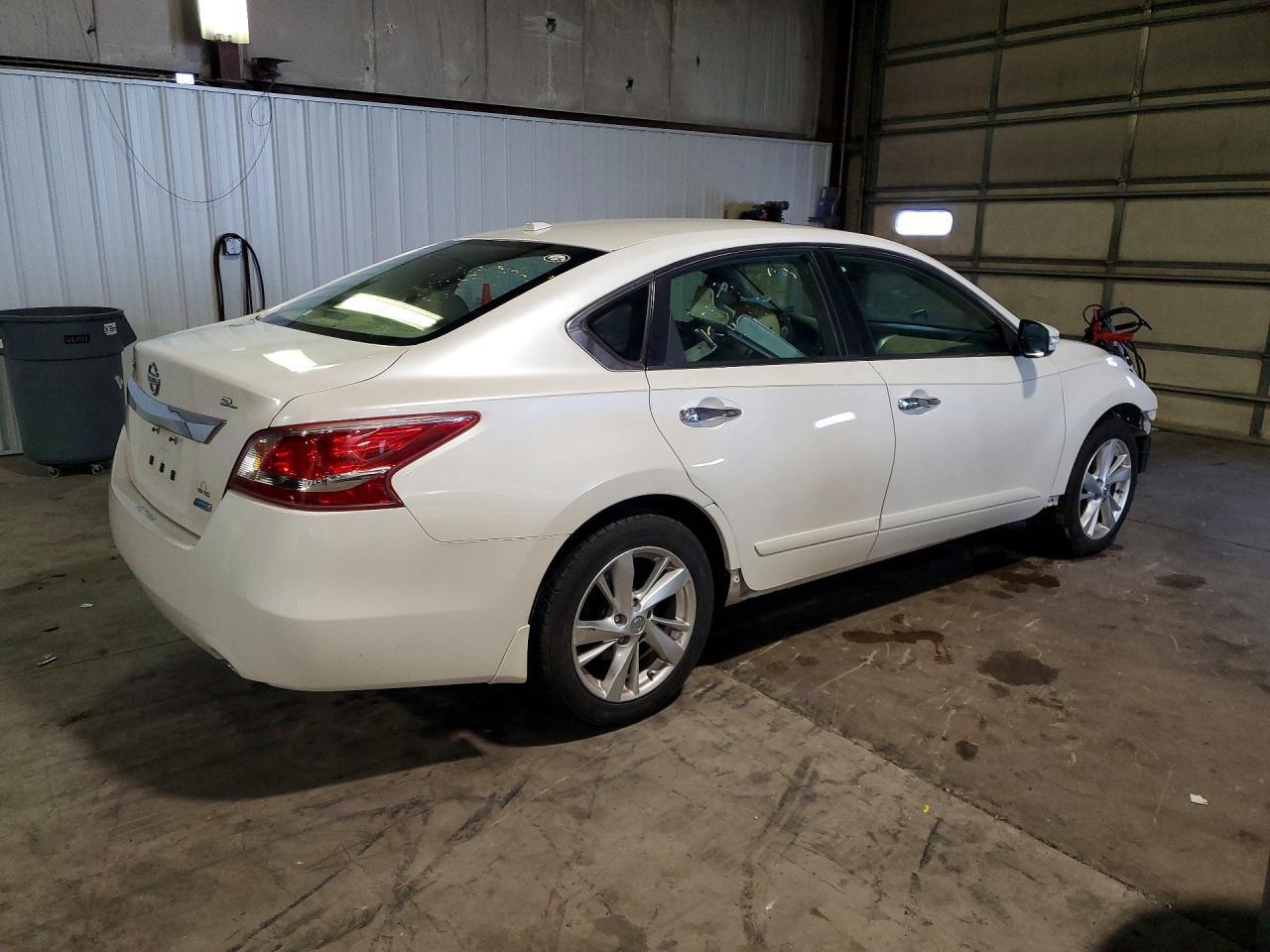 2013 Nissan Altima 2.5 - zdjęcie 3