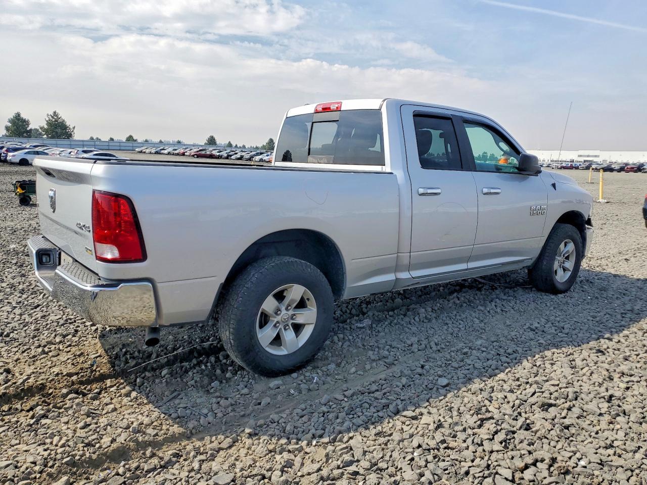 2018 Ram 1500 Slt - zdjęcie 3