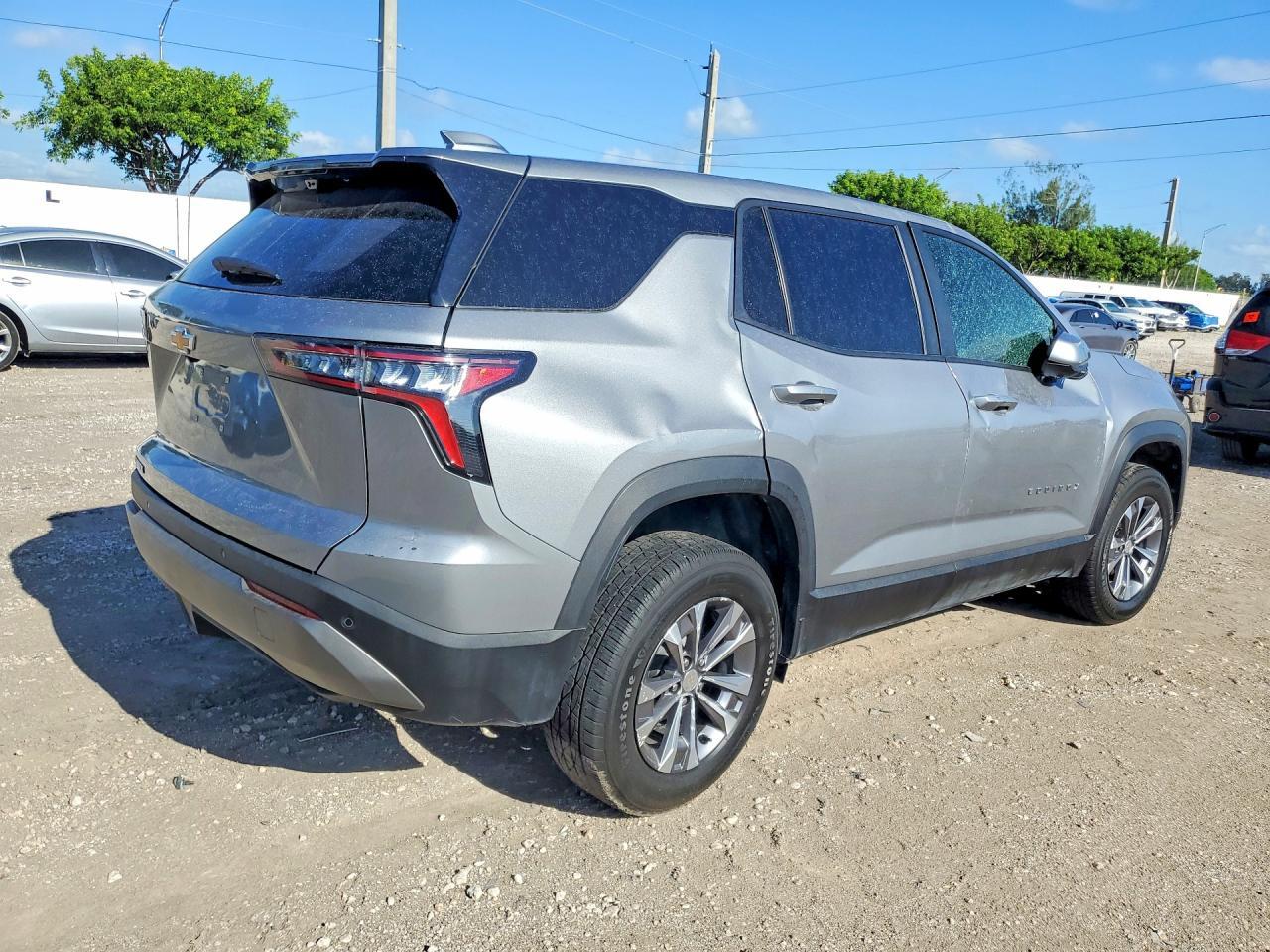 2025 Chevrolet Equinox Lt - zdjęcie 3
