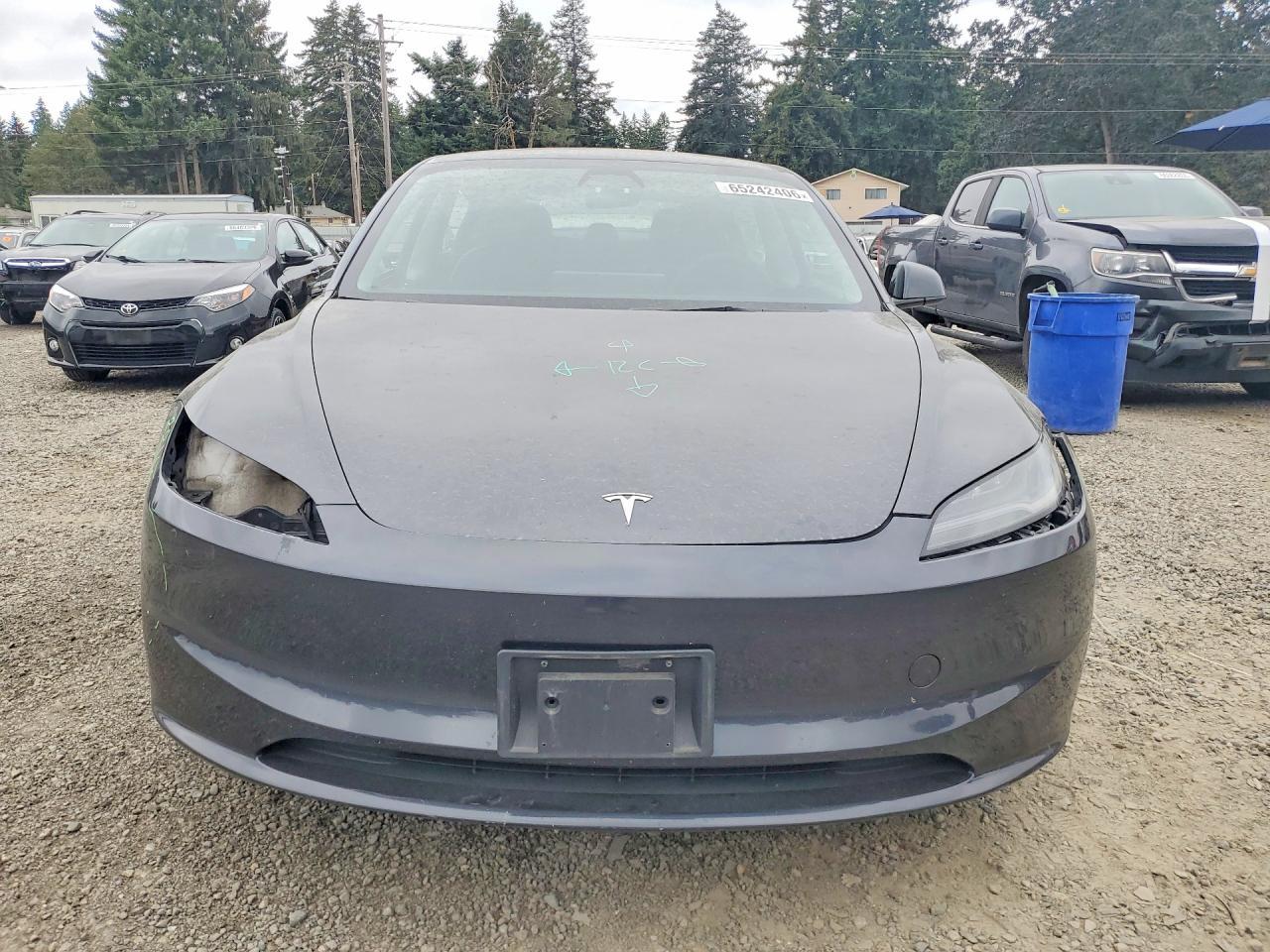 2024 Tesla Model 3 - zdjęcie 5