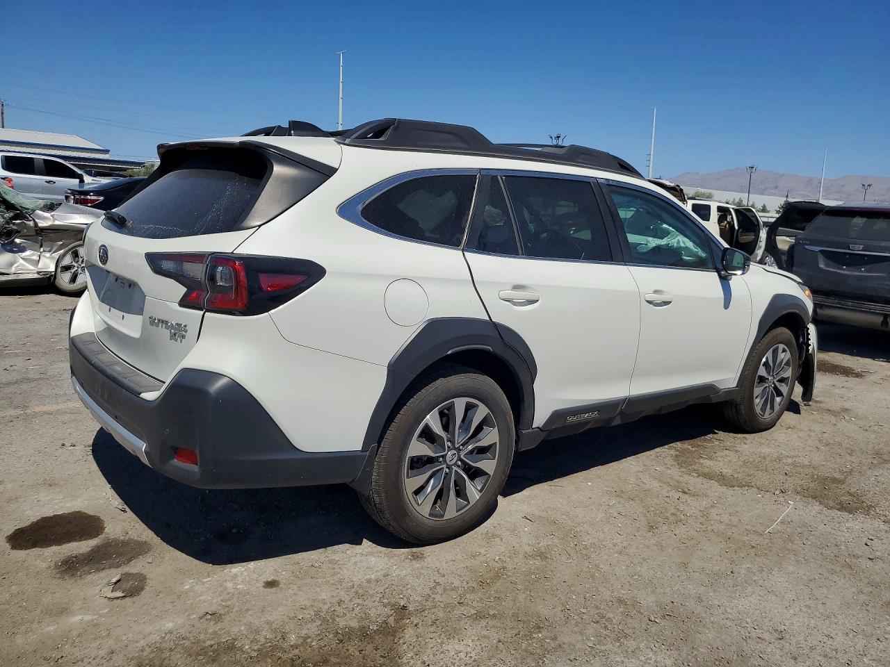 2023 Subaru Outback Limited Xt - zdjęcie 3