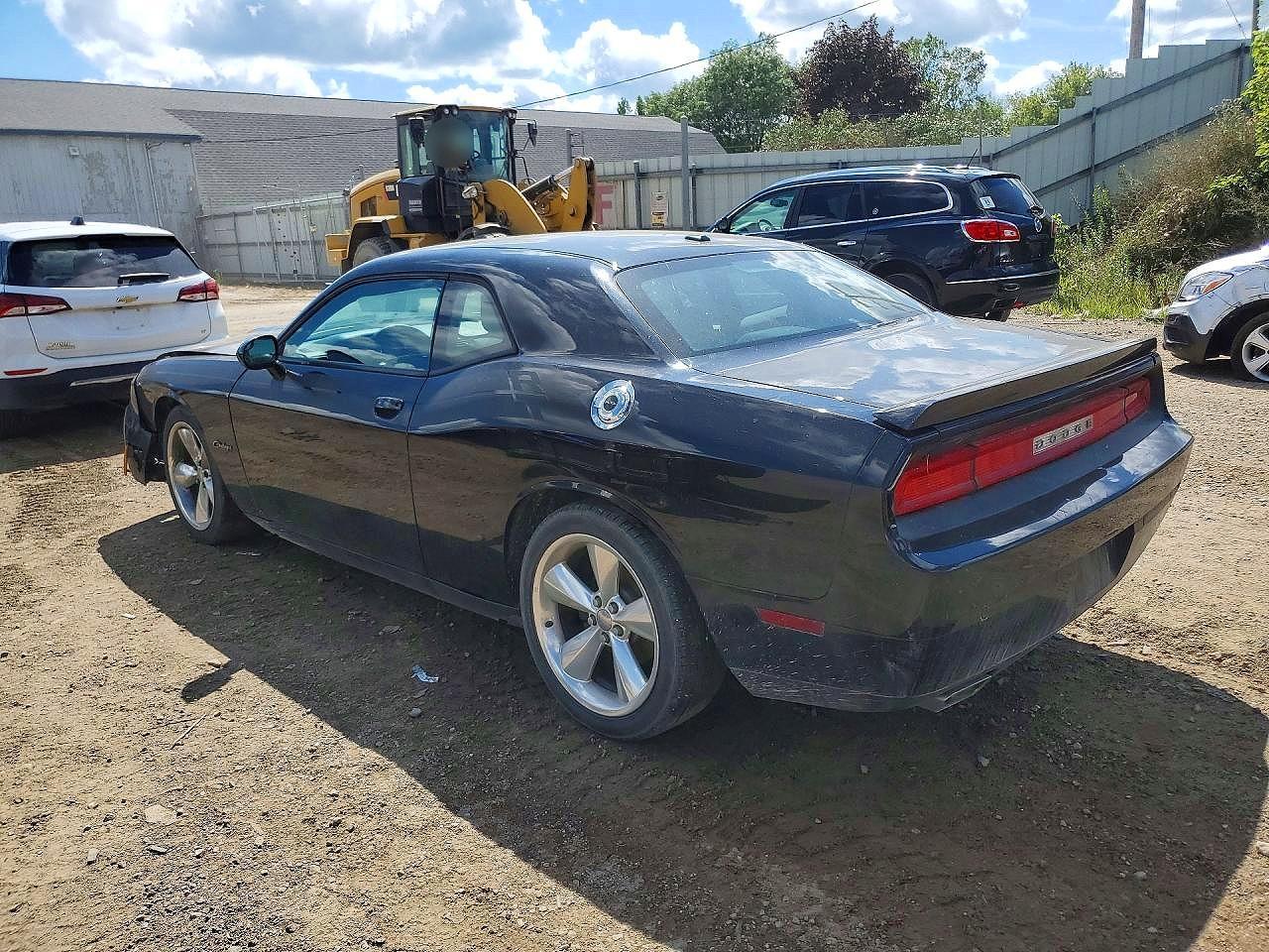 2014 Dodge Challenger R/T - zdjęcie 2