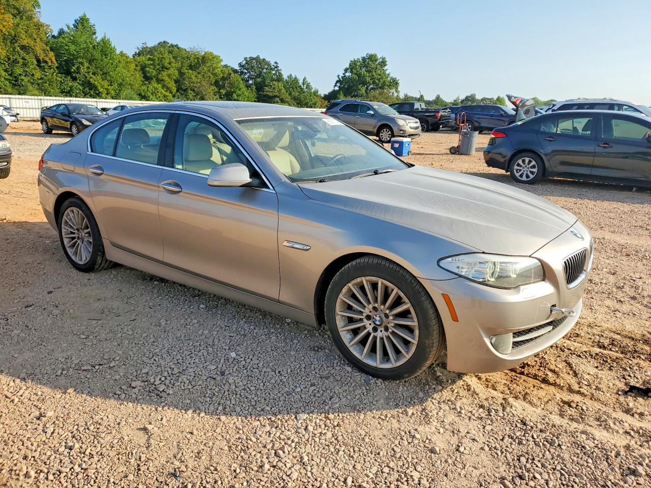 2013 BMW 535 I - zdjęcie 4