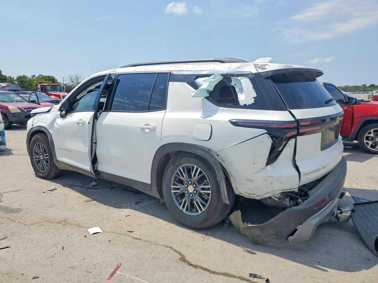 2026 Chevrolet Traverse Lt - zdjęcie 2