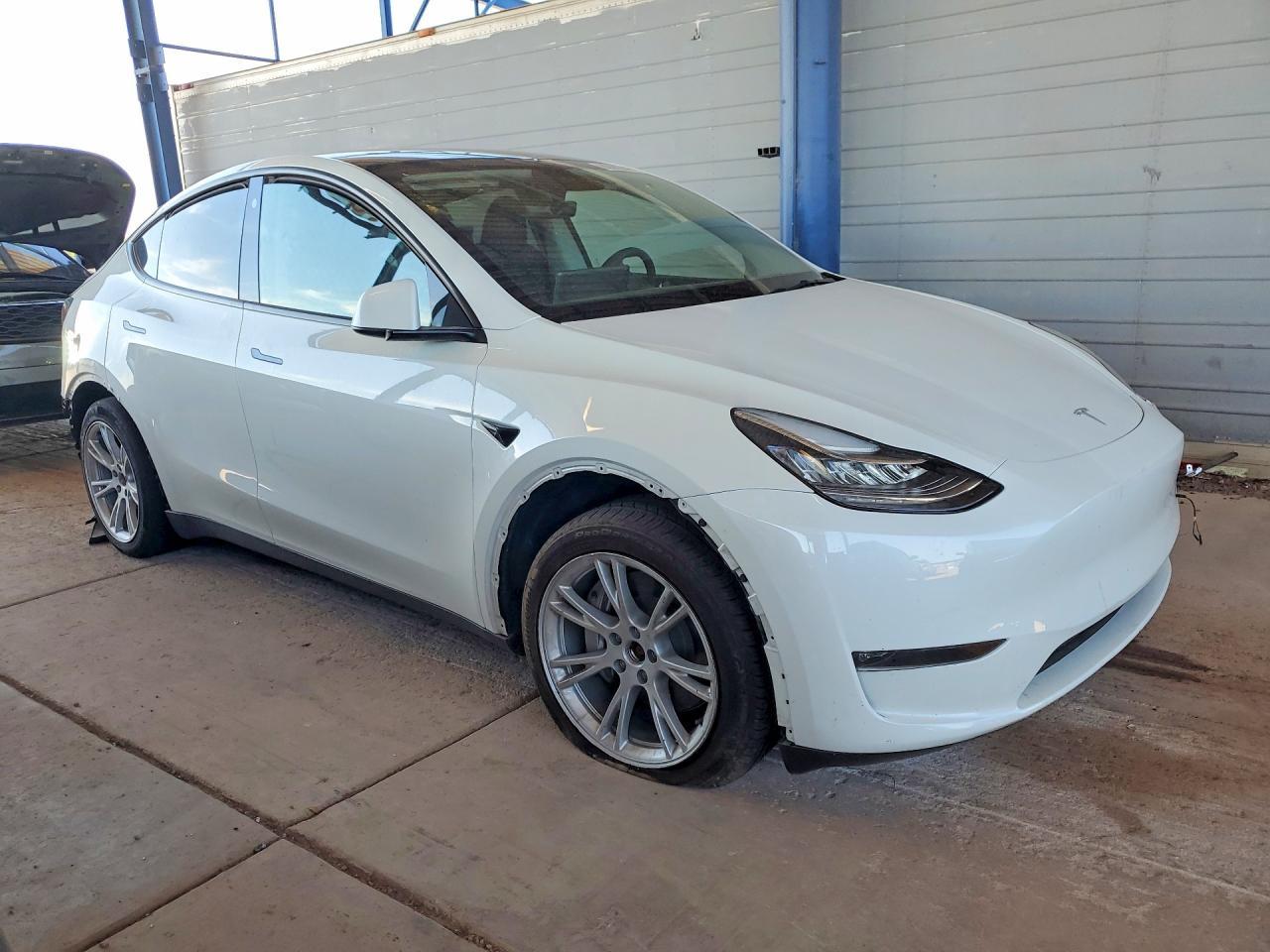 2023 Tesla Model Y - zdjęcie 4