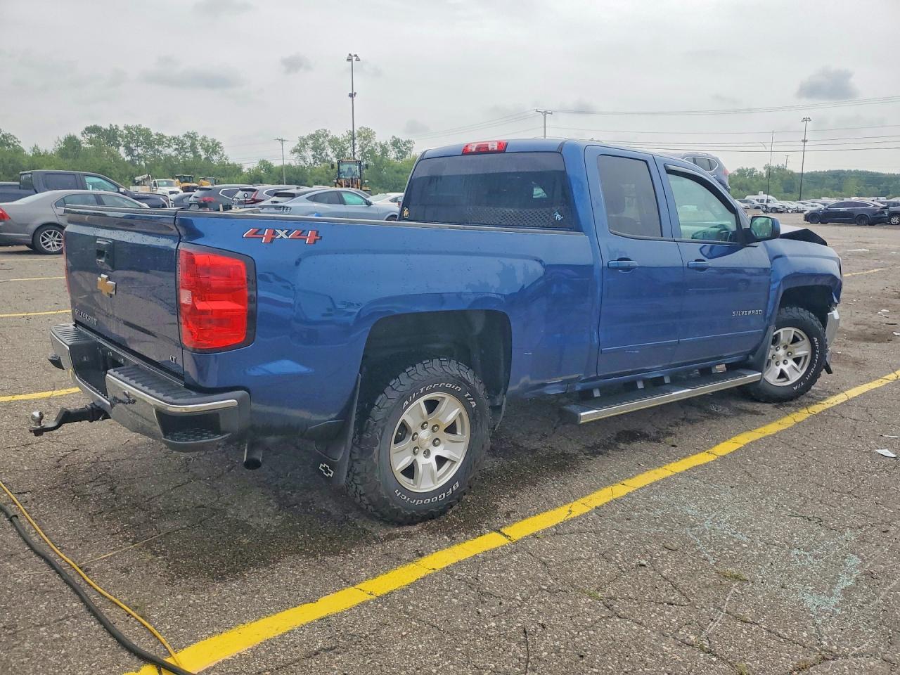 Chevrolet Silverado - zdjęcie 3