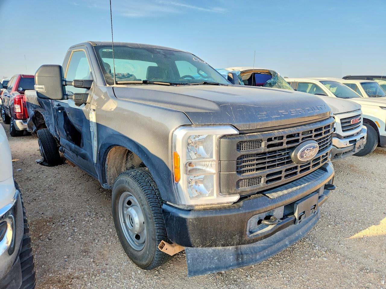 2026 Ford F250 Super Duty - zdjęcie 4